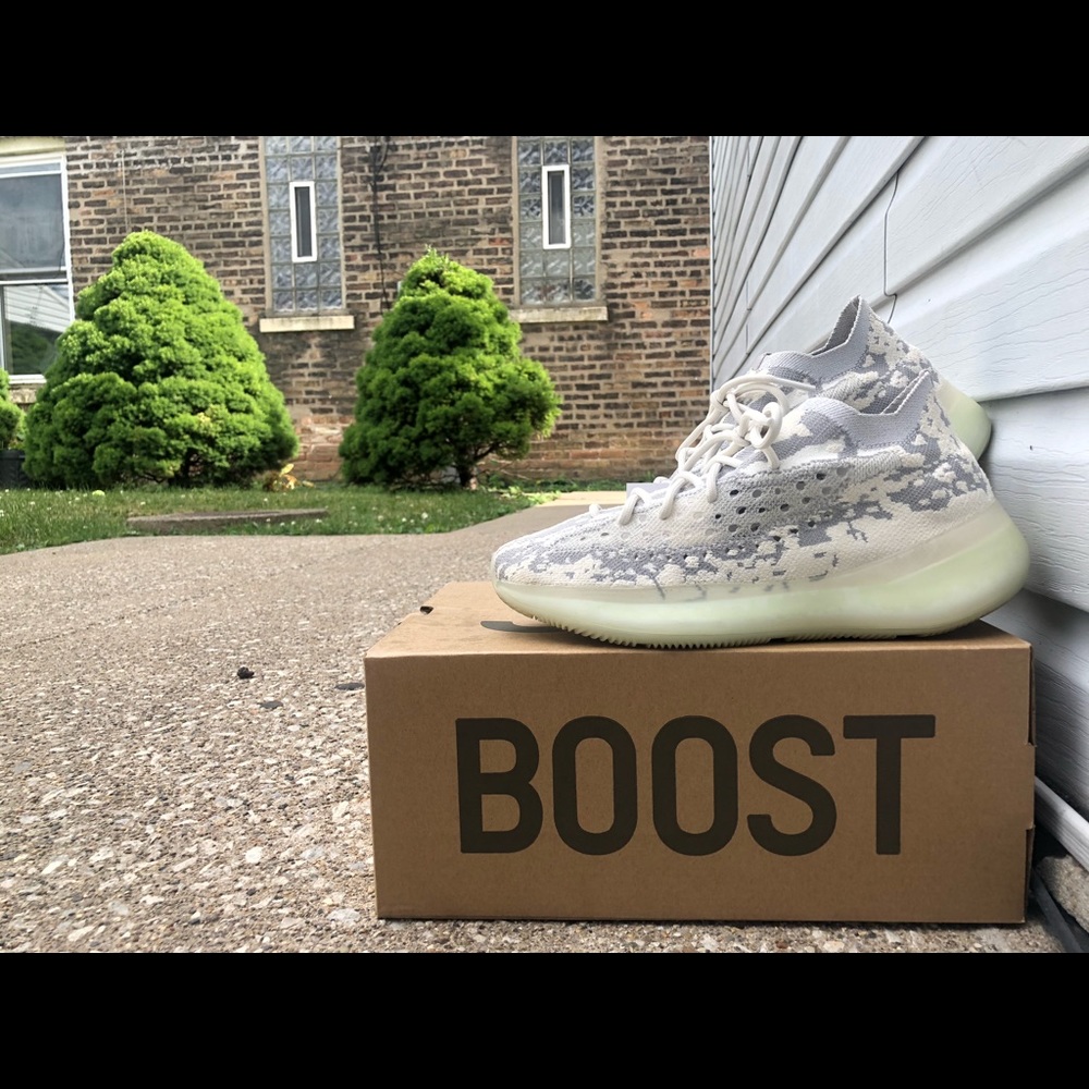 Yeezy Adidas 380 Alien